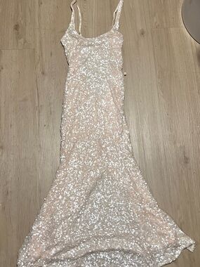 Elegant Sequin Maxi Dress/Gown